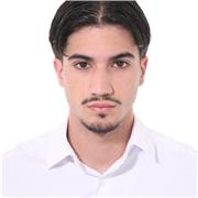 Profesional autodidacta con experiencia en trading financiero, marketing digital y liderazgo de proyectos.